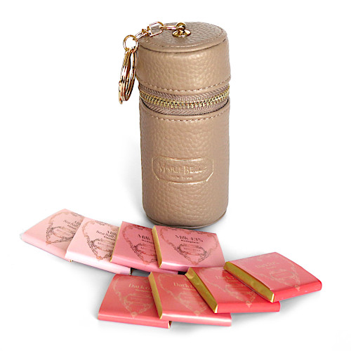 【2/6～2/14お届け】 Carees De Chocolat  in Lip Case《グレージュ》